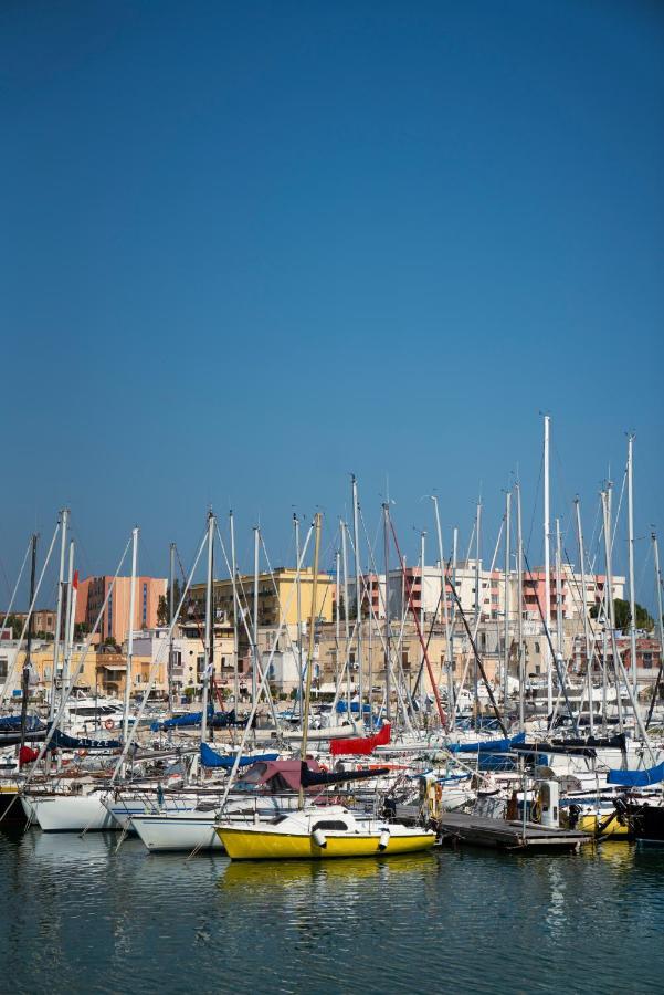 B&B Palazzo Vittoria Bisceglie Eksteriør bilde