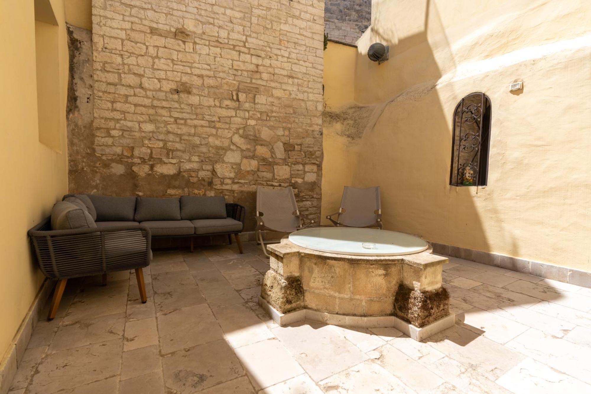 B&B Palazzo Vittoria Bisceglie Eksteriør bilde